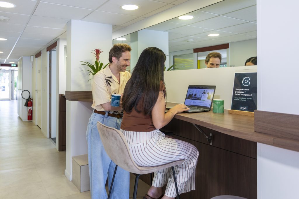 coworking travail équipe Marseille Prado